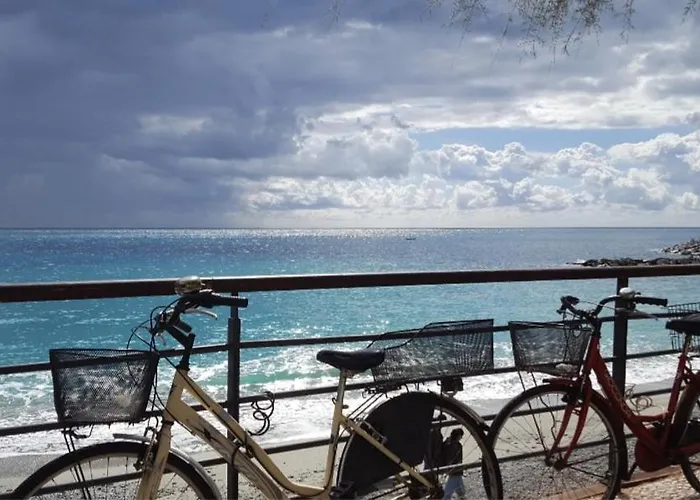 La Terrazza Sul Mare 3* Монтероссо-аль-Маре