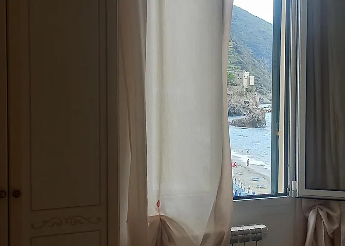 בית הארחה La Terrazza Sul Mare מונטרוסו אל מארה
