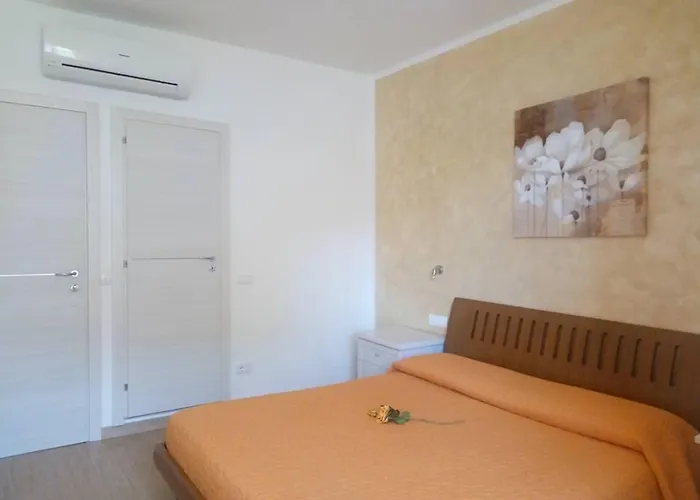 Гостевой дом La Terrazza Sul Mare Монтероссо-аль-Маре