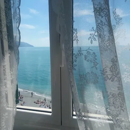La Terrazza Sul Mare Μοντερόσο αλ Μάρε